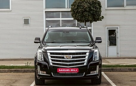 Cadillac Escalade IV, 2016 год, 3 495 000 рублей, 2 фотография
