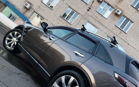 Infiniti FX I, 2004 год, 1 260 000 рублей, 14 фотография