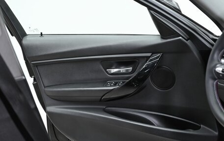 BMW 3 серия, 2018 год, 1 645 000 рублей, 7 фотография