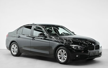 BMW 3 серия, 2018 год, 1 645 000 рублей, 3 фотография