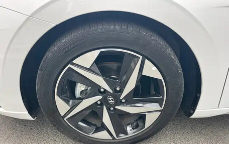 Hyundai Elantra, 2022 год, 1 167 555 рублей, 8 фотография