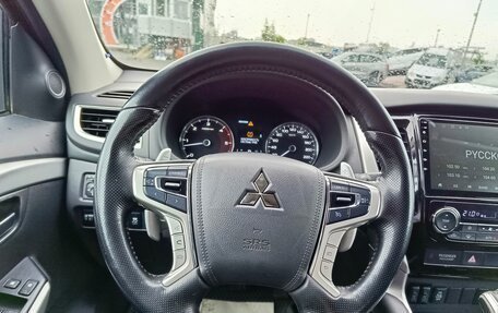 Mitsubishi Pajero Sport III рестайлинг, 2018 год, 2 299 995 рублей, 18 фотография
