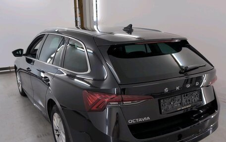 Skoda Octavia IV, 2021 год, 1 700 000 рублей, 4 фотография