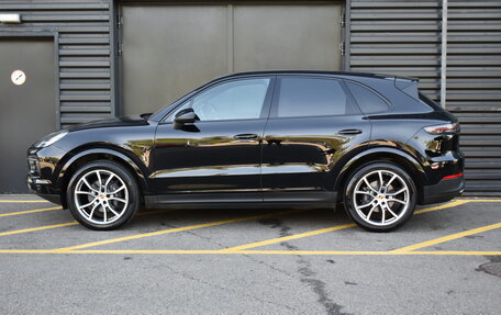 Porsche Cayenne III, 2022 год, 8 950 000 рублей, 2 фотография