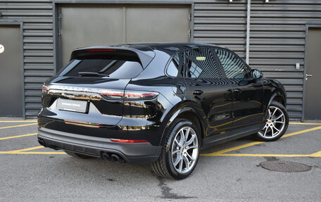 Porsche Cayenne III, 2022 год, 8 950 000 рублей, 3 фотография