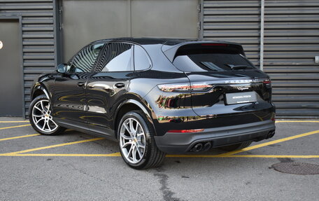 Porsche Cayenne III, 2022 год, 8 950 000 рублей, 6 фотография