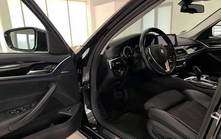 BMW 5 серия, 2018 год, 3 250 000 рублей, 12 фотография