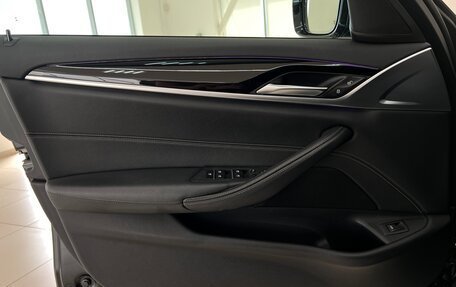 BMW 5 серия, 2018 год, 3 250 000 рублей, 26 фотография