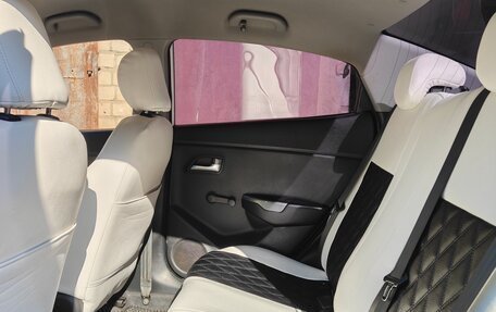 KIA Rio III рестайлинг, 2014 год, 950 000 рублей, 4 фотография