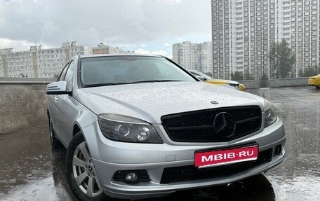 Mercedes-Benz C-Класс, 2009 год, 1 200 000 рублей, 1 фотография