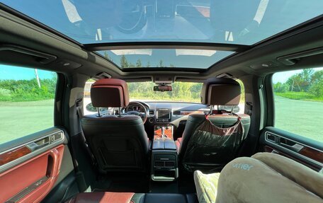 Volkswagen Touareg III, 2011 год, 2 290 000 рублей, 1 фотография