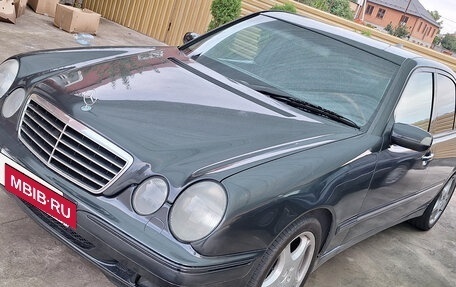 Mercedes-Benz E-Класс, 1999 год, 599 000 рублей, 1 фотография
