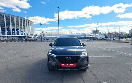 Hyundai Santa Fe III рестайлинг, 2018 год, 3 300 000 рублей, 1 фотография