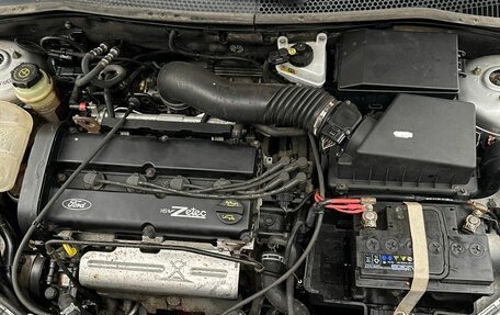 Ford Focus IV, 2003 год, 480 000 рублей, 2 фотография