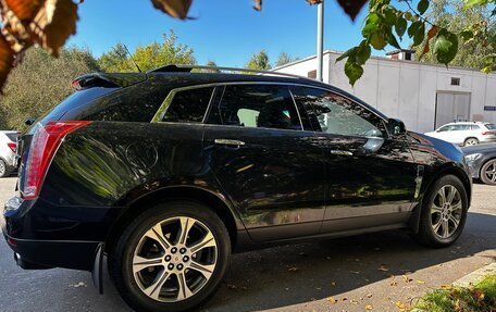 Cadillac SRX II рестайлинг, 2012 год, 1 400 000 рублей, 37 фотография
