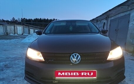 Volkswagen Jetta VI, 2014 год, 1 300 000 рублей, 1 фотография