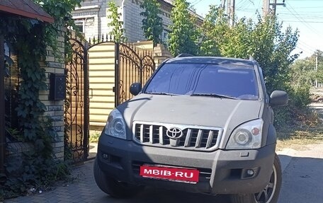 Toyota Land Cruiser Prado 120 рестайлинг, 2006 год, 2 100 000 рублей, 1 фотография