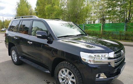 Toyota Land Cruiser 200, 2020 год, 8 300 000 рублей, 15 фотография