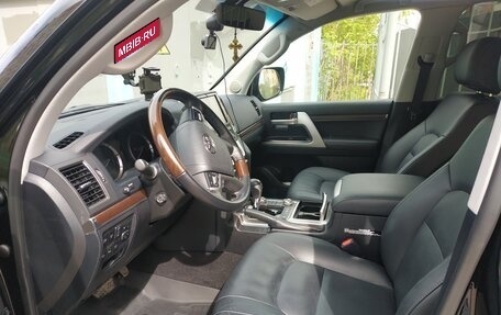 Toyota Land Cruiser 200, 2020 год, 8 300 000 рублей, 14 фотография