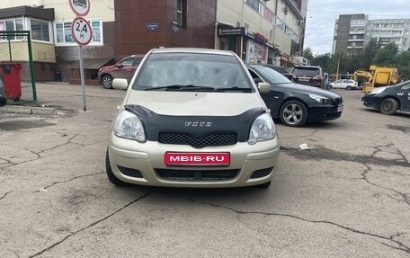 Toyota Vitz, 2003 год, 400 000 рублей, 1 фотография