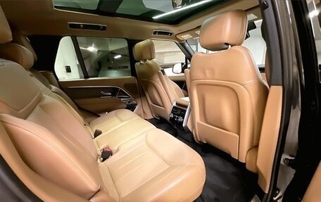 Land Rover Range Rover IV рестайлинг, 2022 год, 138 453 рублей, 13 фотография