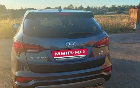 Hyundai Santa Fe III рестайлинг, 2018 год, 1 800 000 рублей, 5 фотография