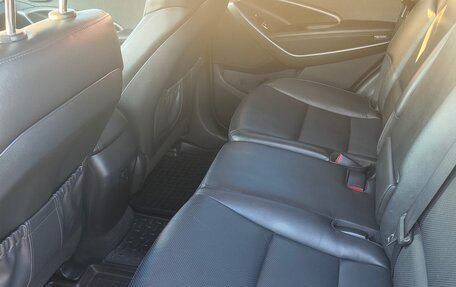Hyundai Santa Fe III рестайлинг, 2018 год, 1 800 000 рублей, 14 фотография