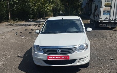Renault Logan I, 2013 год, 280 000 рублей, 1 фотография