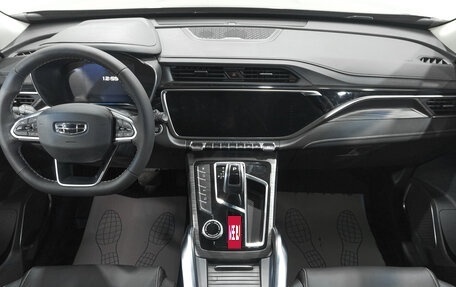 Geely Atlas, 2023 год, 1 999 000 рублей, 11 фотография