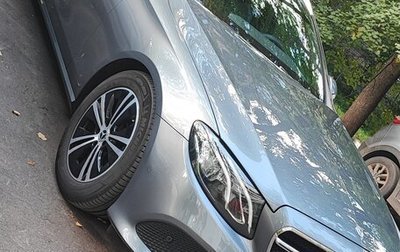 Mercedes-Benz E-Класс, 2020 год, 3 900 000 рублей, 1 фотография