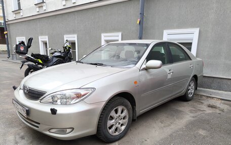 Toyota Camry V40, 2002 год, 800 000 рублей, 3 фотография