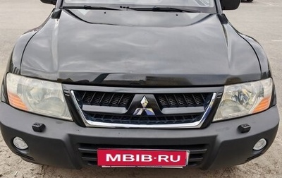 Mitsubishi Pajero III рестайлинг, 2004 год, 720 000 рублей, 1 фотография