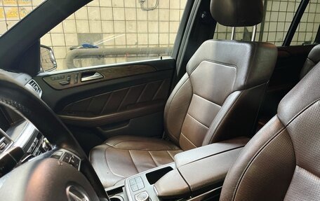 Mercedes-Benz GL-Класс, 2015 год, 3 800 000 рублей, 27 фотография