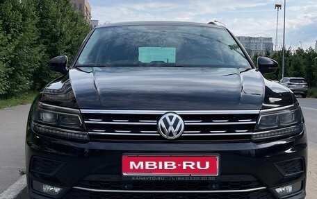 Volkswagen Tiguan II, 2017 год, 2 300 000 рублей, 1 фотография