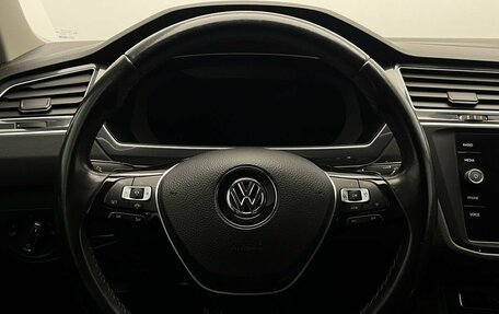 Volkswagen Tiguan II, 2018 год, 2 350 000 рублей, 20 фотография