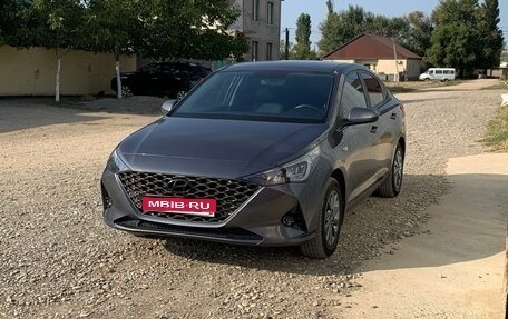 Hyundai Solaris II рестайлинг, 2022 год, 1 700 000 рублей, 1 фотография