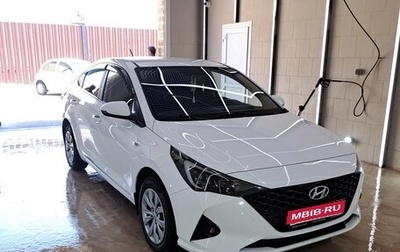 Hyundai Solaris II рестайлинг, 2021 год, 1 350 000 рублей, 1 фотография