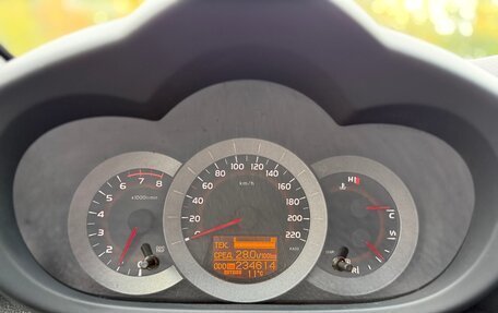 Toyota RAV4, 2005 год, 999 000 рублей, 9 фотография