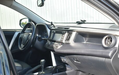Toyota RAV4, 2014 год, 1 899 999 рублей, 17 фотография