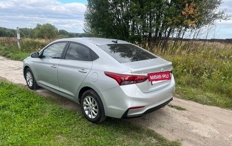 Hyundai Solaris II рестайлинг, 2019 год, 1 220 000 рублей, 4 фотография