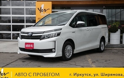 Toyota Voxy III, 2014 год, 1 835 000 рублей, 1 фотография
