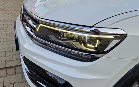 Volkswagen Tiguan II, 2021 год, 2 250 000 рублей, 9 фотография