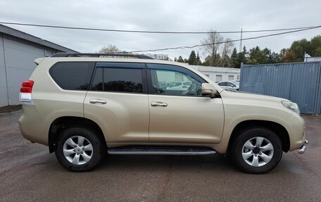 Toyota Land Cruiser Prado 150 рестайлинг 2, 2011 год, 2 319 000 рублей, 5 фотография