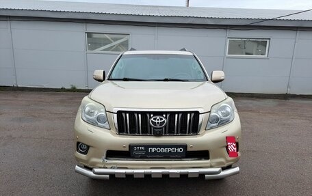 Toyota Land Cruiser Prado 150 рестайлинг 2, 2011 год, 2 319 000 рублей, 2 фотография