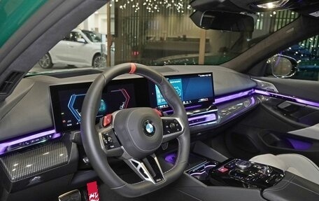 BMW M5, 2024 год, 12 фотография