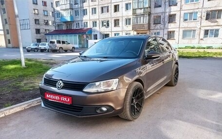 Volkswagen Jetta VI, 2012 год, 1 000 000 рублей, 1 фотография