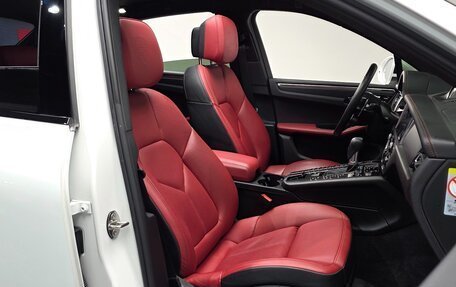 Porsche Macan I рестайлинг, 2021 год, 5 835 760 рублей, 11 фотография