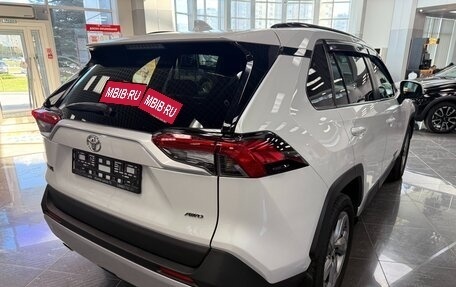 Toyota RAV4, 2020 год, 3 150 000 рублей, 4 фотография