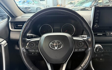 Toyota RAV4, 2020 год, 3 150 000 рублей, 11 фотография