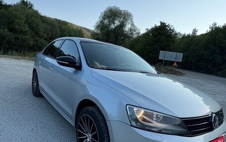 Volkswagen Jetta VI, 2015 год, 1 350 000 рублей, 1 фотография